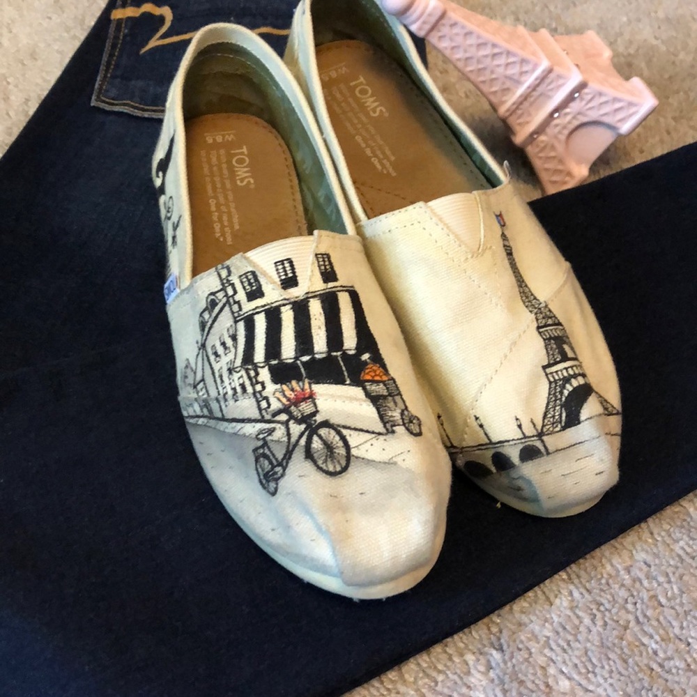 One of a Kind Paris Toms